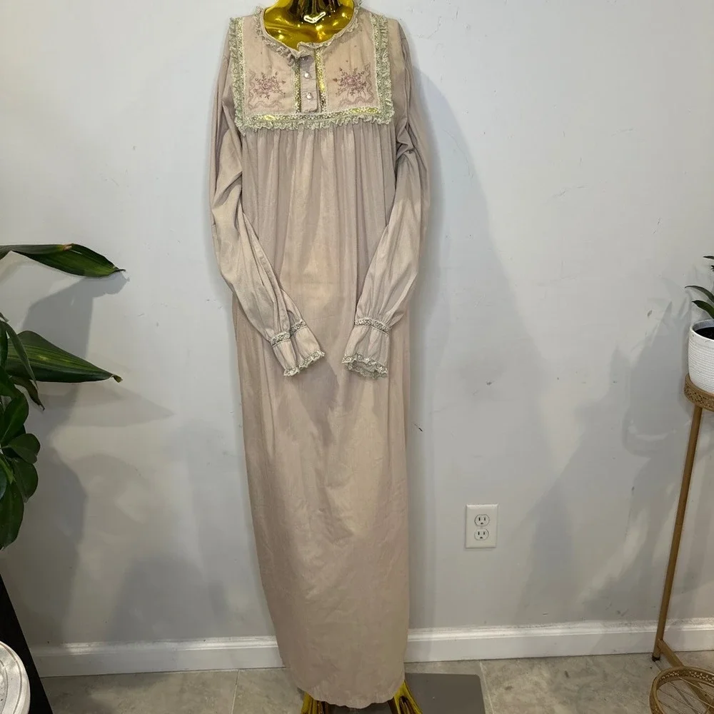 Vintage Fairycore Long Sleeve Dress Nightgown Floral Embroidery Lace Trim Maxi L